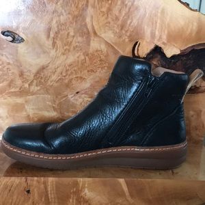 clarks women's tamitha flower boot